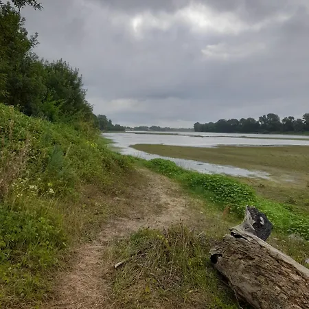 Entre Loire Et Vallée * Saint-Germain-Des-Pres (Maine-et-Loire)